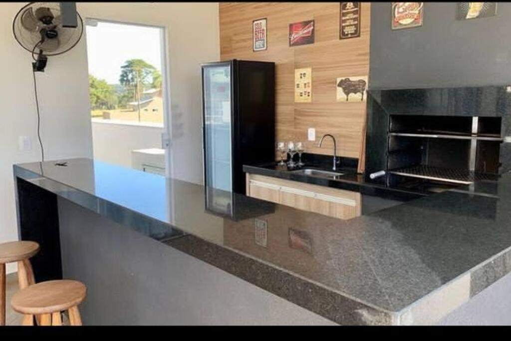 Villa Aconchegante Casa Na Represa. Itaí Esterno foto
